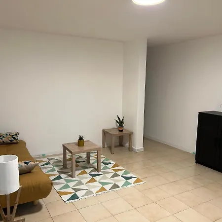 Grand T2 Bis Avec Terrasse Et Vue Daire