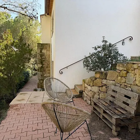 L'oustal De Moncal - Avec Vue Apartmán *