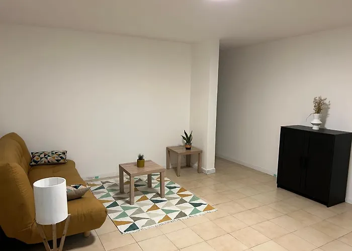 Grand T2 Bis Avec Terrasse Et Vue Appartement